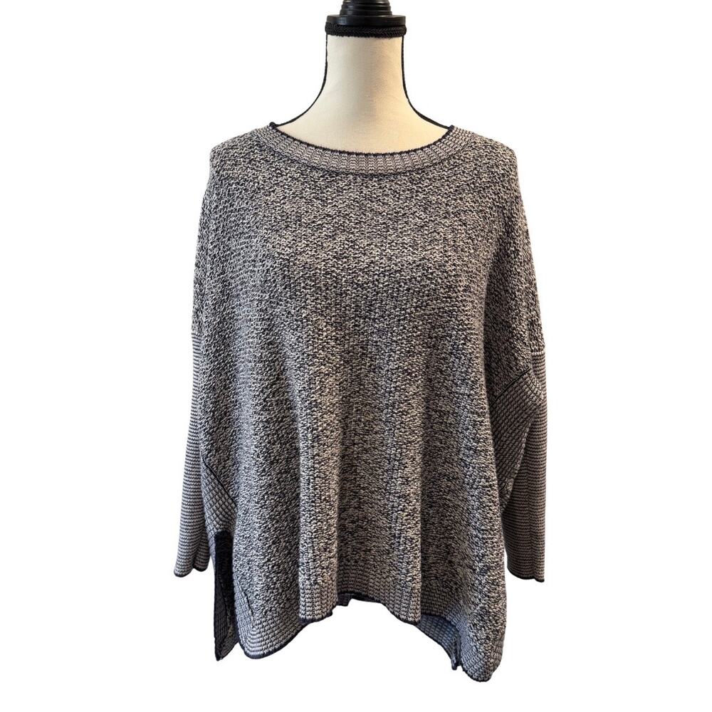 CAbi Women’s Oversized Pullover Sweater Size XS